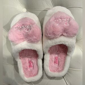 Barbie slippers new without tag size L